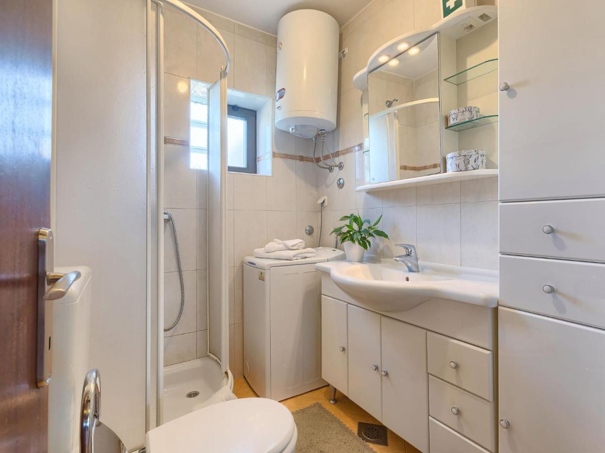 Apartment Chiara By Interhome Novigrad Istria Exterior foto